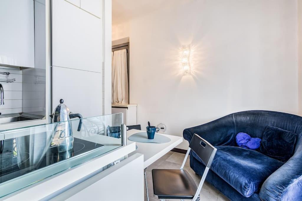 Ad Un Passo Dal Duomo Elegante Appartamento Wifi 米兰 外观 照片